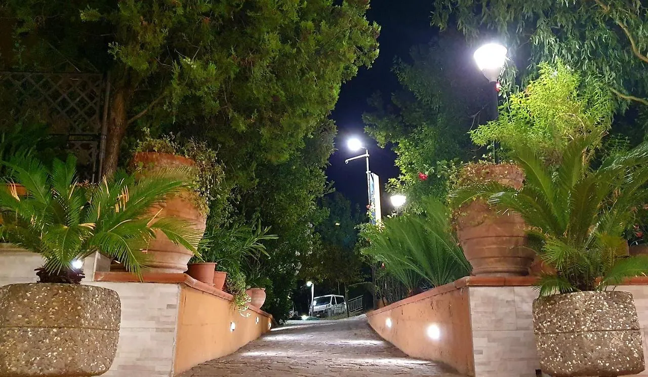 Albergo Leonardo Chianciano Terme 3*,